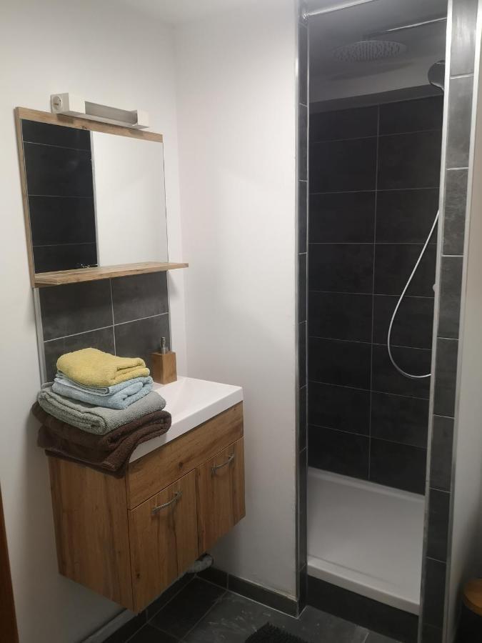 Appartement Sur Jardin Au Calme A Pernes 1 Chambre エクステリア 写真