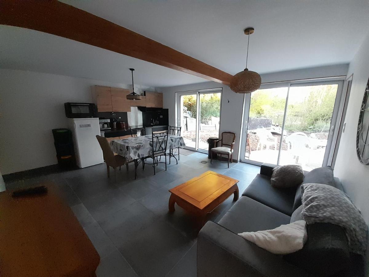 Appartement Sur Jardin Au Calme A Pernes 1 Chambre エクステリア 写真